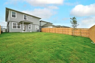 7902 Linda Michelle Ln in Austin, TX - Building Photo - Building Photo
