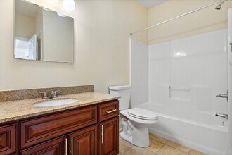 1935 N 18th St in Philadelphia, PA - Foto de edificio - Building Photo