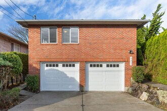 4403 Powell Pl S in Seattle, WA - Building Photo - Building Photo