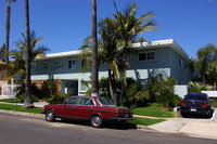 Diamond Street Apartments in San Diego, CA - Building Photo - Building Photo