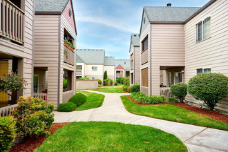 Devonwood and First Place Apartments in Battle Ground, WA - Building Photo - Building Photo