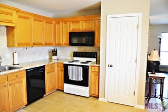 10124 Nashville Ct in Denham Springs, LA - Building Photo - Building Photo