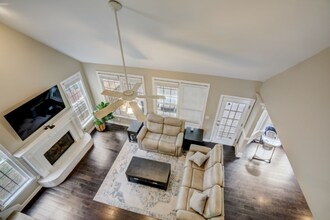 1155 Arbor Creek Dr in Roswell, GA - Building Photo - Building Photo