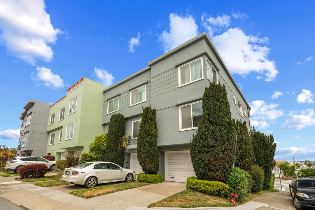 15 - 17 Lupine Ave-Unit -15 in San Francisco, CA - Building Photo