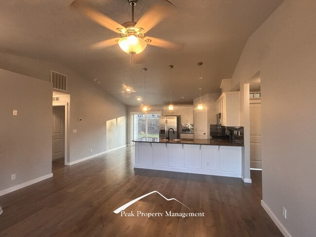 2070 Kelly Dr in Payette, ID - Building Photo - Building Photo