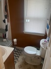 17411 Throckley Ave in Cleveland, OH - Building Photo - Building Photo