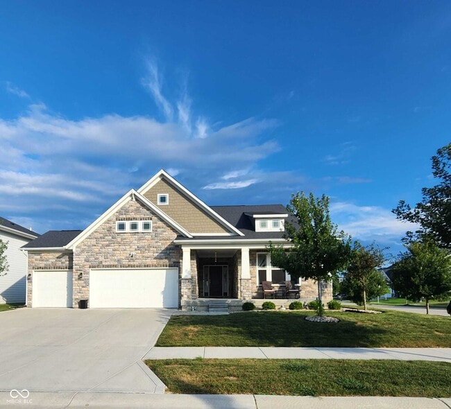 15803 W Rail Dr in Westfield, IN - Building Photo - Building Photo