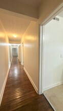 221 Walnut St, Unit Apartment D in Lawrenceburg, IN - Building Photo - Building Photo