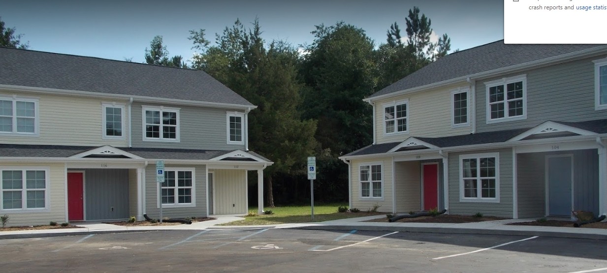 Brickyard Landing in Lillington, NC - Building Photo