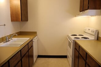 809 E Drake Rd in Fort Collins, CO - Building Photo - Building Photo