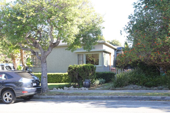 2517 28th St in Santa Monica, CA - Building Photo - Building Photo