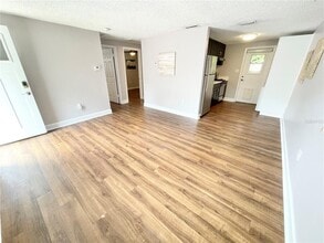 813 S Fremont Ave in Tampa, FL - Building Photo - Building Photo