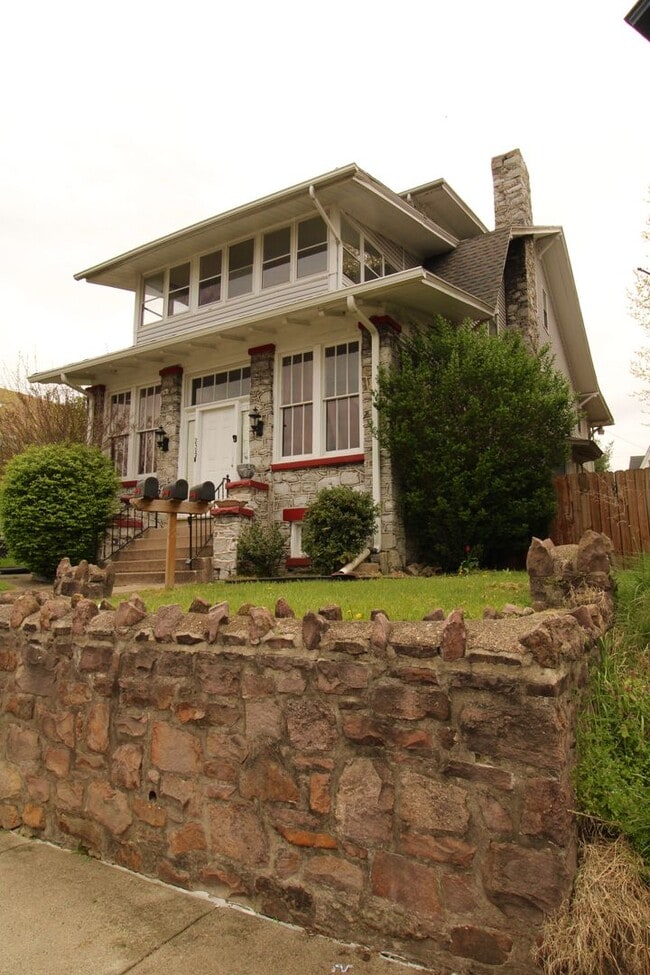 2333 N 3rd St in Harrisburg, PA - Building Photo - Building Photo