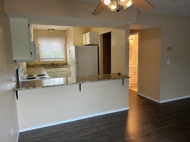 681 E Burnsville Pkwy in Burnsville, MN - Building Photo - Building Photo