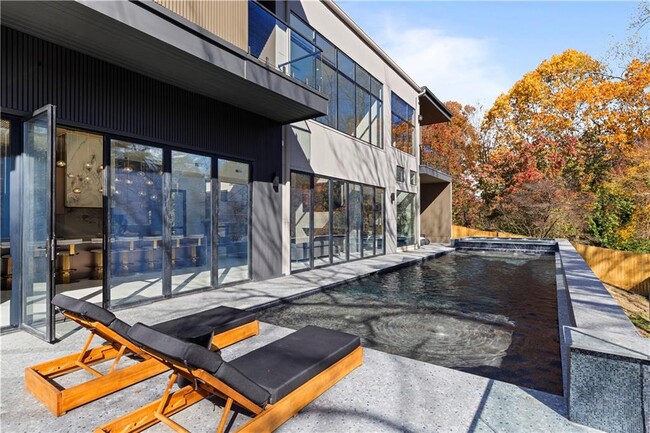 3600 Lower Roswell Rd in Marietta, GA - Building Photo - Building Photo