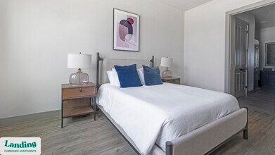 1215 Sawyer St, Unit 540 in Houston, TX - Building Photo - Building Photo