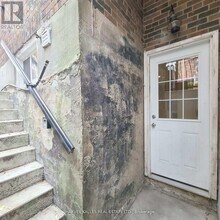 4 Mayfair Ave in Toronto, ON - Building Photo - Building Photo