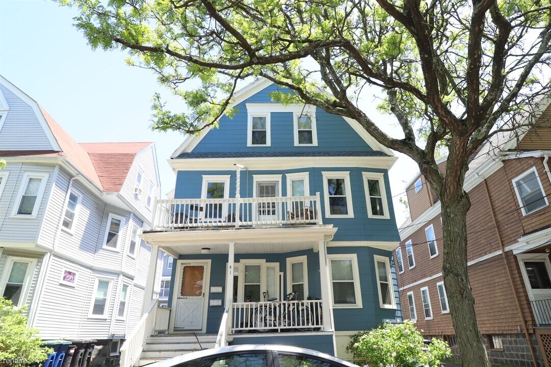 41 Simpson Ave-Unit -Unit A in Somerville, MA - Building Photo