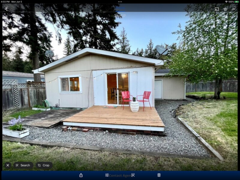 2061 Victoria in Port Townsend, WA - Building Photo