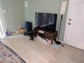 631 Lyons Rd in Coconut Creek, FL - Building Photo - Building Photo