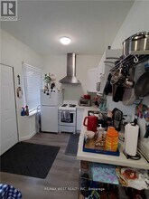 66-66 Dagmar Ave in Toronto, ON - Building Photo - Building Photo