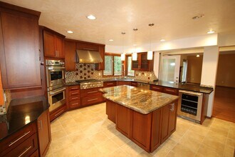 19610 N Mitkof Loop in Anchorage, AK - Building Photo - Building Photo