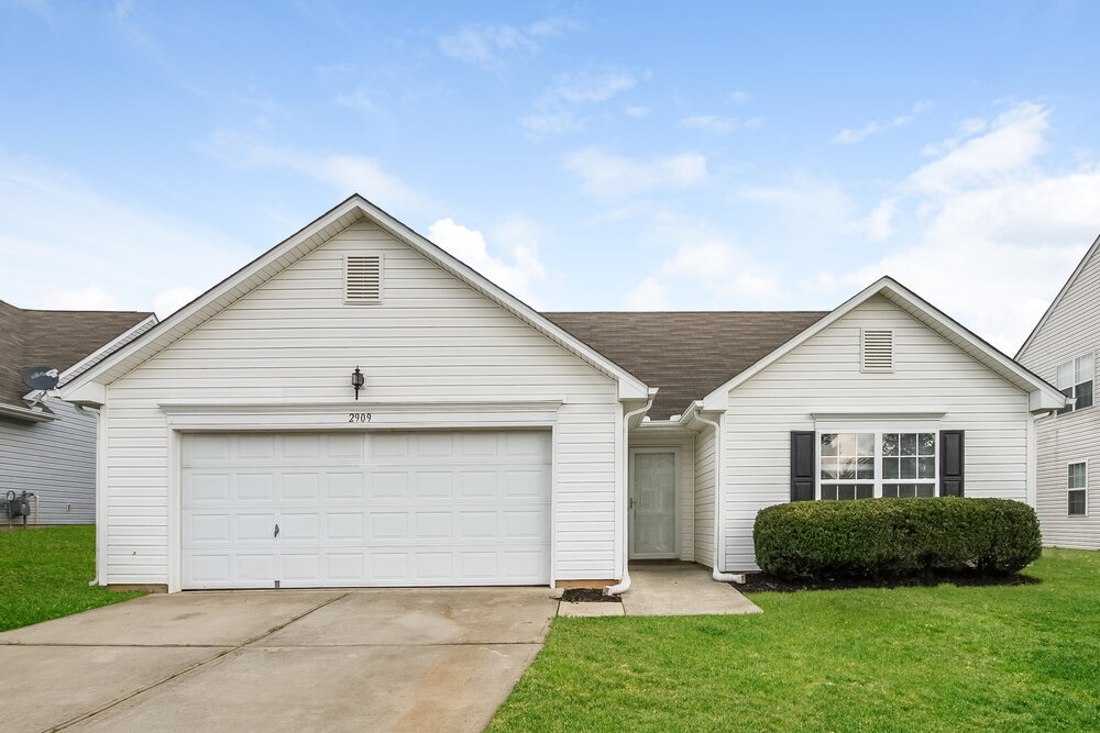 2909 Deep Cove Dr NW in Concord, NC - Building Photo