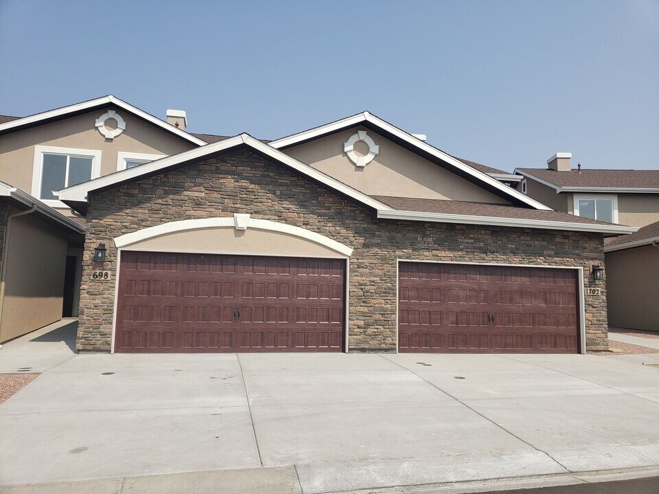 698 Thimbleberry Point in Colorado Springs, CO - Building Photo