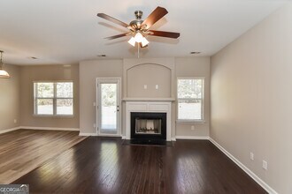 7549 Absinth Dr in Atlanta, GA - Building Photo - Building Photo