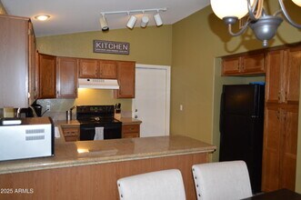 1199 W Jeanine Dr in Tempe, AZ - Foto de edificio - Building Photo