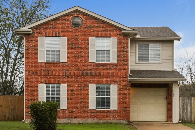 property at 3148 Heritage Ln