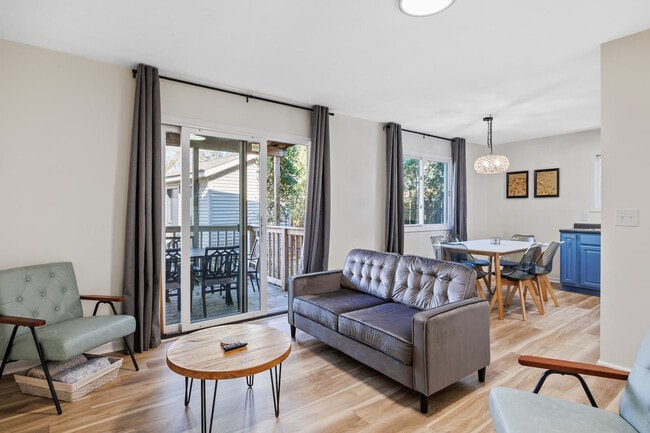 204 Washington Park Blvd