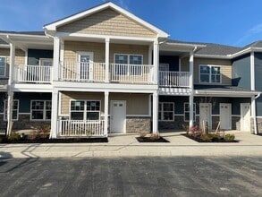 Riley Brook Apartments in Hamburg, NY - Foto de edificio - Building Photo