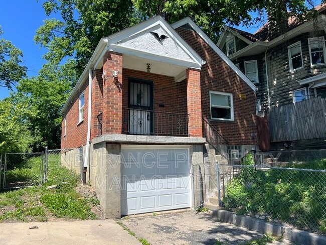 property at 937 Grand Ave