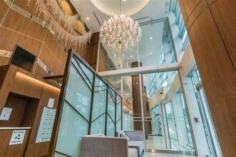 68 Smithe St in Vancouver, BC - Building Photo - Building Photo