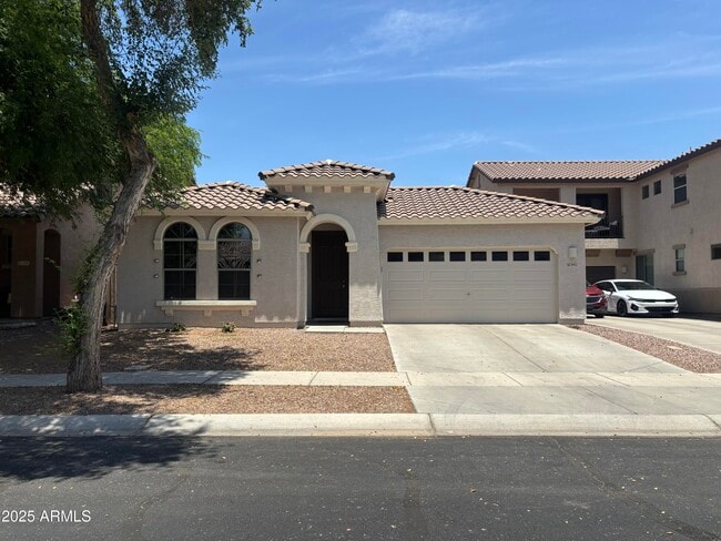 property at 3942 E Claxton Ave