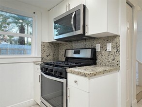 11347 SW 69th Ln in Miami, FL - Foto de edificio - Building Photo