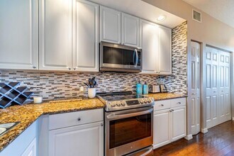 26 Royal Palm Way in Boca Raton, FL - Building Photo - Building Photo