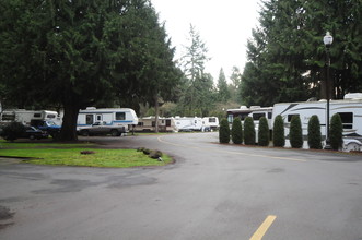 Skylark Village Mobile Home Park in Auburn, WA - Building Photo - Building Photo