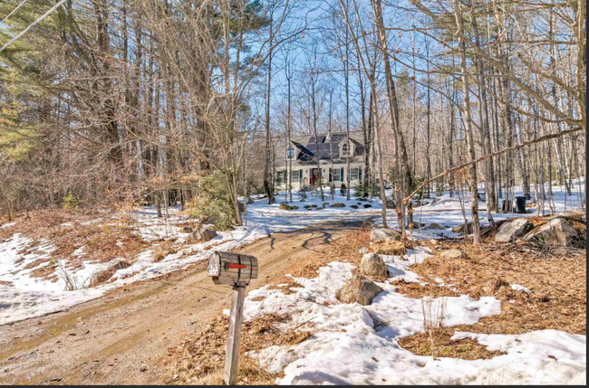 603 Holderness Rd in Center Sandwich, NH - Building Photo - Building Photo