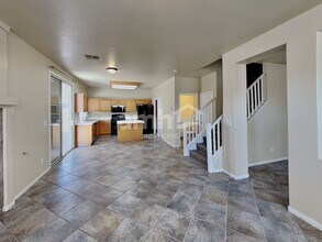 1335 Milldale Ct in Henderson, NV - Foto de edificio - Building Photo