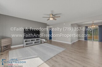260 Everett Dr in Colorado Springs, CO - Building Photo - Building Photo
