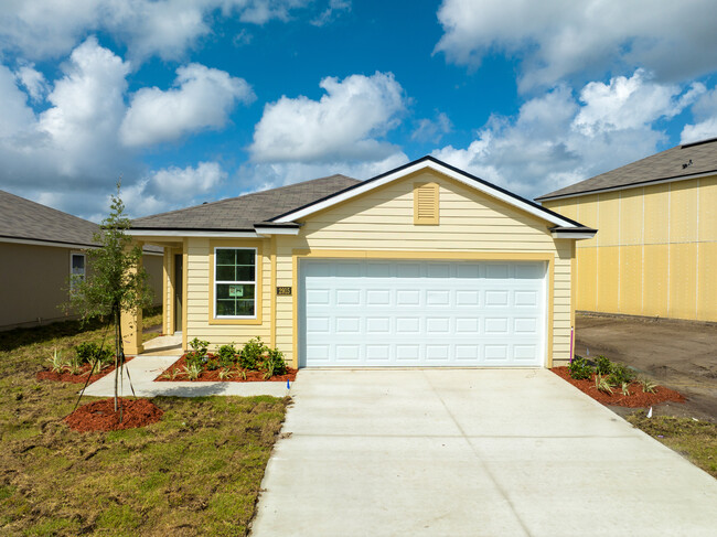 The Cove at Cross Creek in Green Cove Springs, FL - Building Photo - Building Photo