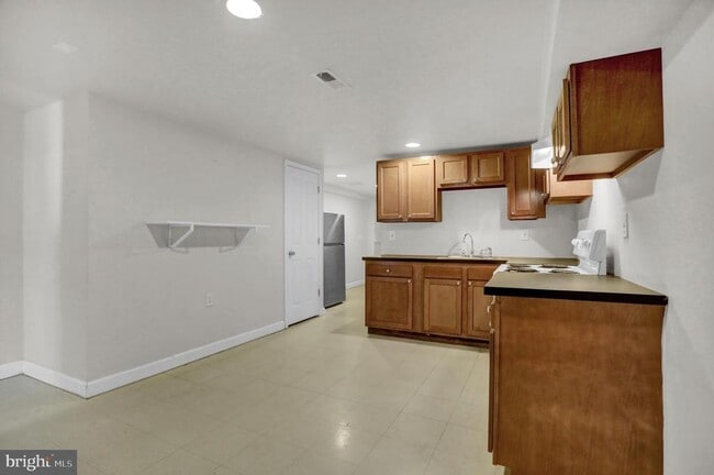 421 Elrino St in Baltimore, MD - Building Photo - Building Photo