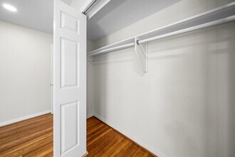 9614 Long Branch Ln in Houston, TX - Building Photo - Building Photo