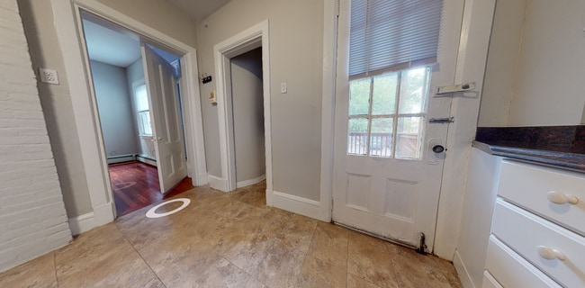 61 Dana St, Unit #8 in Cambridge, MA - Building Photo - Building Photo