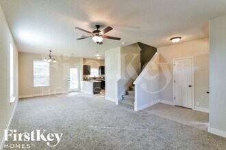 6518 Woodstock Dr in San Antonio, TX - Building Photo - Building Photo
