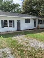 103 Finola Dr in Crowley, LA - Building Photo