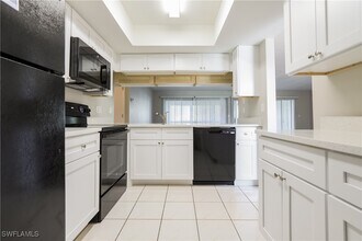 1303 Pine Needle Rd in Venice, FL - Building Photo - Building Photo