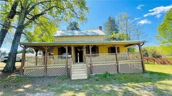 711 Whittier Ave in High Point, NC - Building Photo